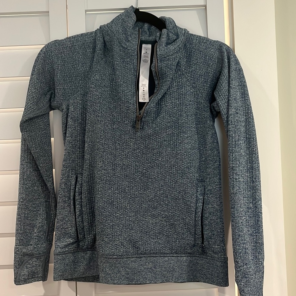 Lululemon 1/4 zip sweatshirt